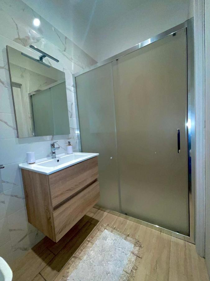 Venezia Rooms เนเปิลส์ ภายนอก รูปภาพ